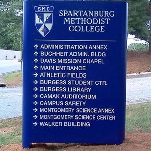 Spartanburg Methodist College: Wayfinding monument sign