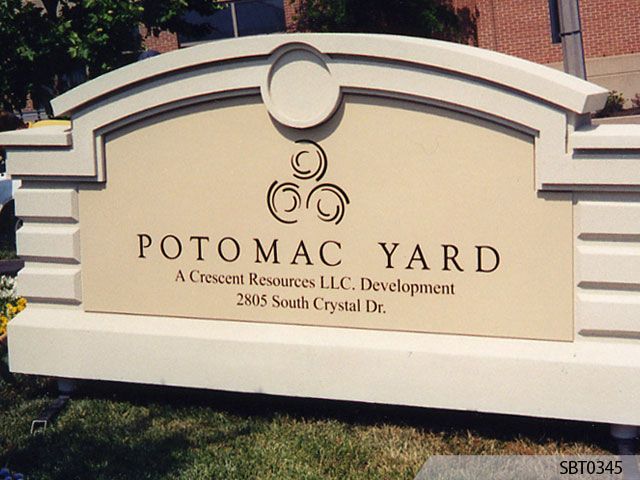 Potomac Yard Monument Sign