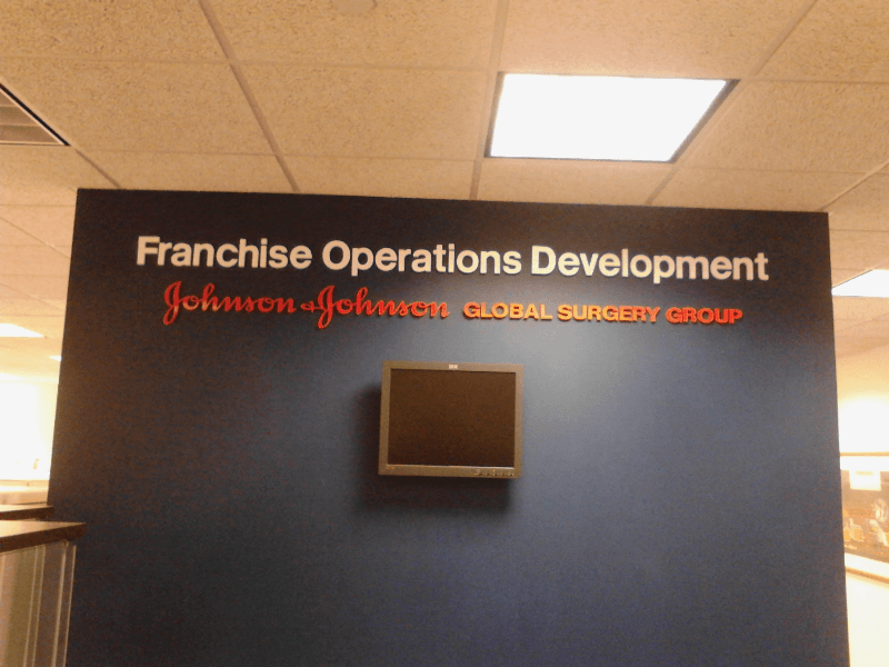 Dimensional Lettering - J&J