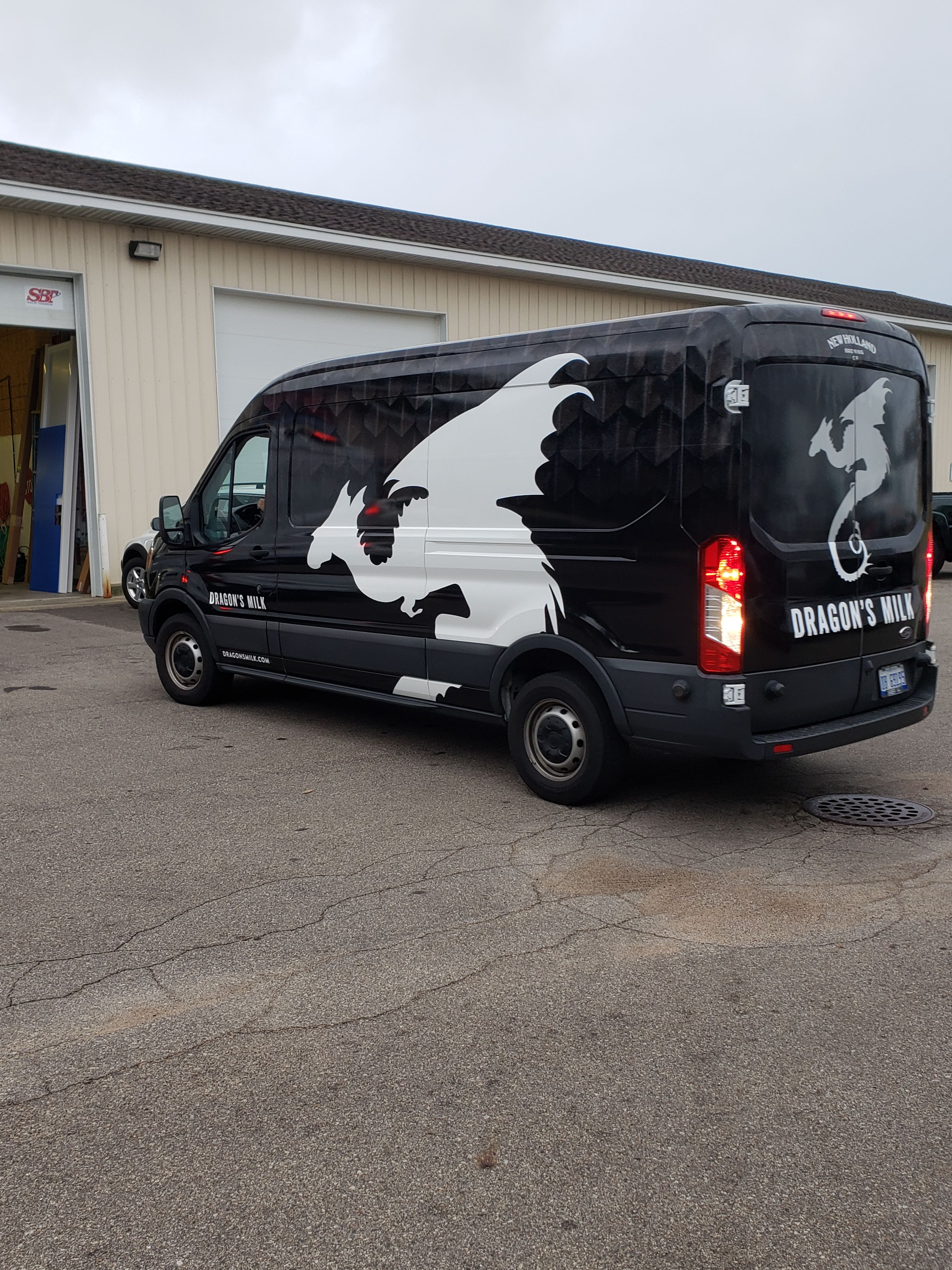 Van Graphics