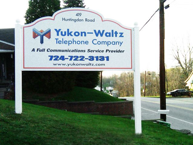 PVC Panel/Wooden Posts With PVC Sleeves