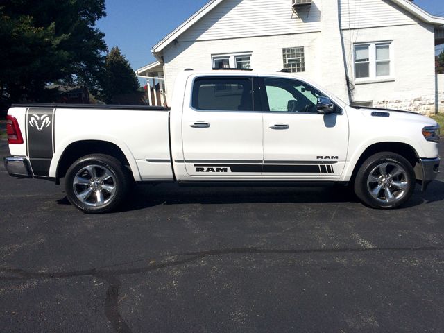 Custom Dodge Ram Pickup Graphics