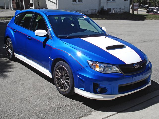 Custom Striping/Pin Striping & Mirror Wraps