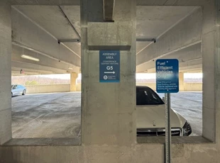 Directional Signs | Aluminum Composite Material | ACM | Parking Garage