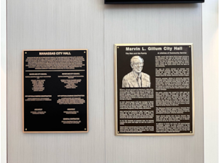 Plaques | Metal | Cast Metal Plaque