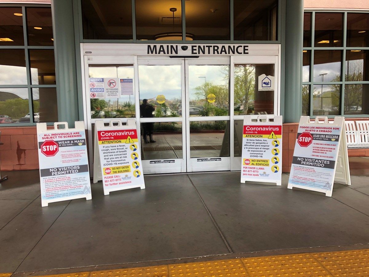 covid 19 safety and regulatory business entrance signs