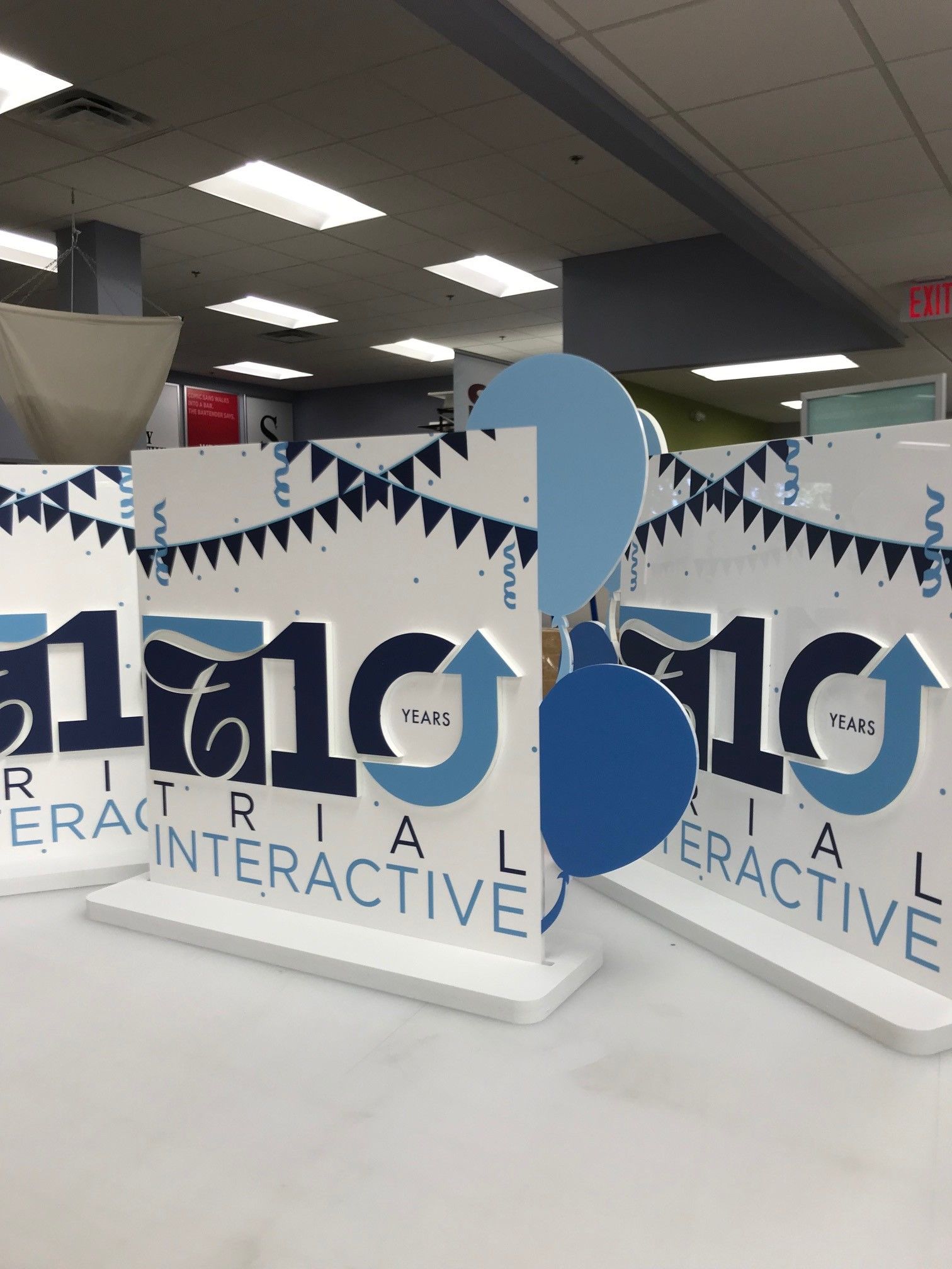 table centerpiece signs custom printed 3D foam signs