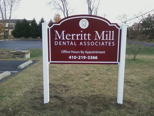 Merritt Mill Dental Post and Panel