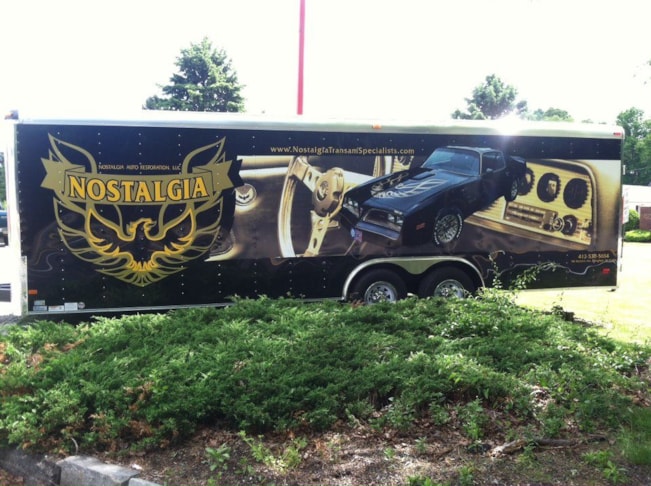 Vinyl Lettering & Graphics