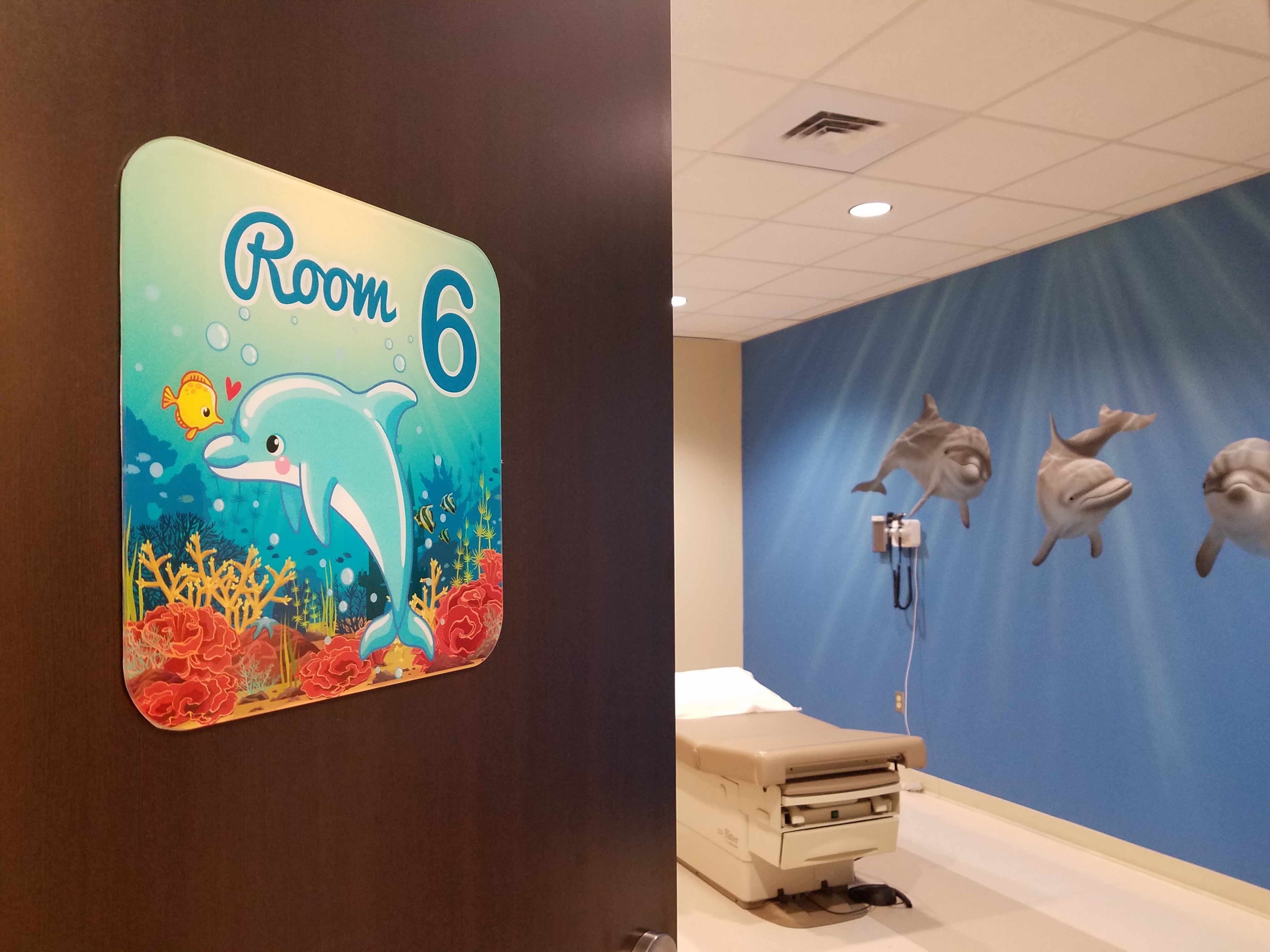 Room 6 Healthcare Sign