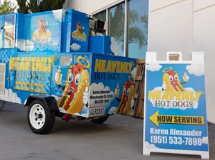 Vehicle Wraps | Restaurants & Foodservice | Vinyl | Hot Dog Stand | Food Stand | Food Truck 