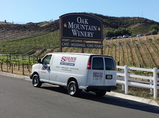 Oak Mountain Winery Post & Panel