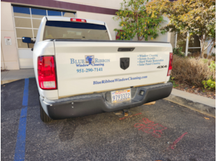 Vehicle Lettering | Blue Ribbon Window Cleaning | Tailgate graphics