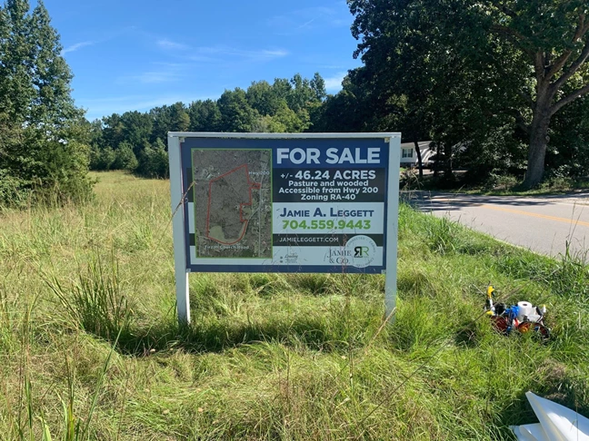 When you have a large piece of land for sale, make sure you have a large enough sign for people to see!