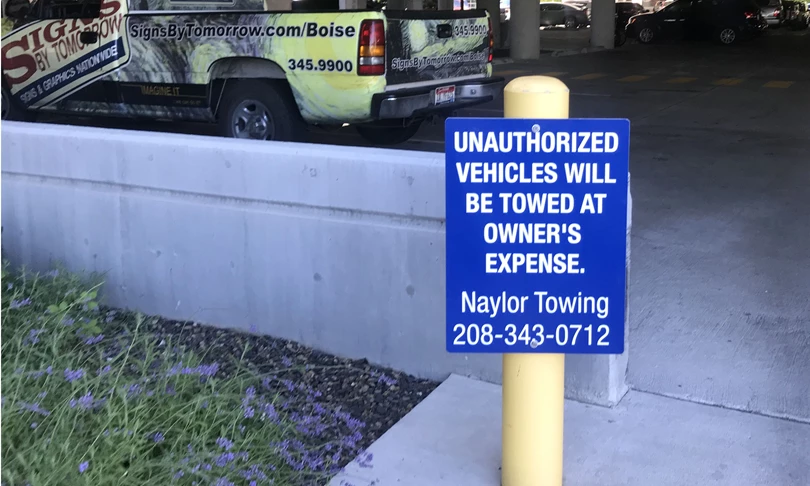 Parking and notification signs 