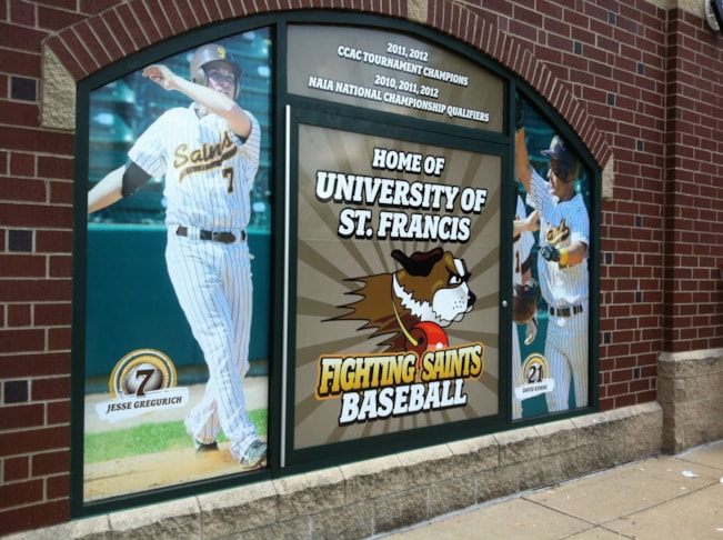 Vinyl Graphics & Lettering in [city]