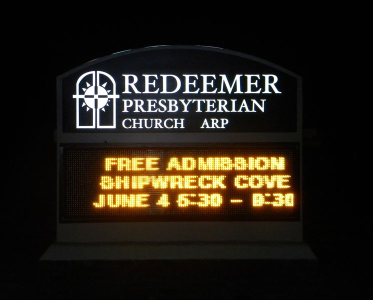 Redeemer Presbyterian Church, Night View