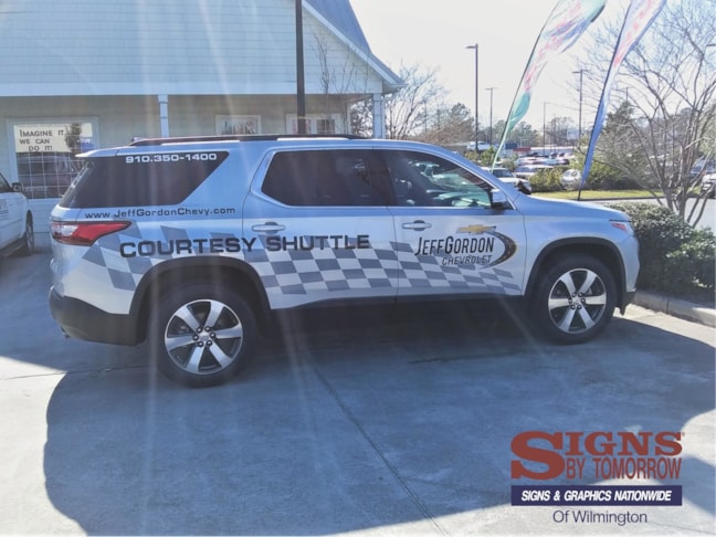 Vehicle Lettering & Graphics