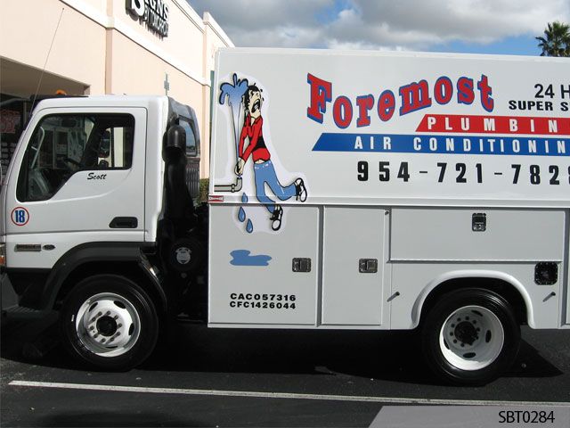 Vehicle Wraps and Graphics