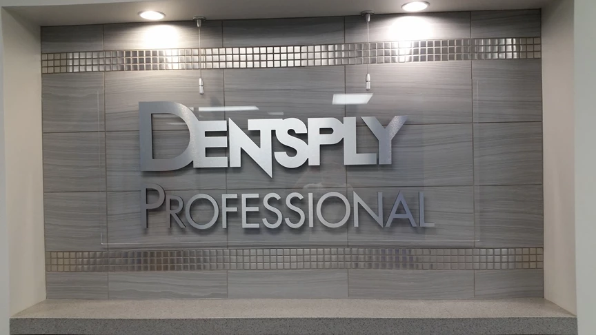 Dentsply Professional Wall Logo