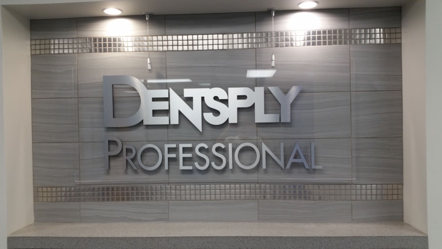 Dentsply Professional Wall Logo