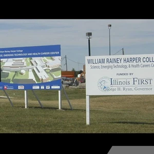 4'x8 Construction Sign and 8'x16' Billboard Sign at Harper College