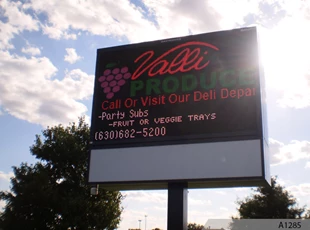 Electronic Message Board and LED Display Sign - Valli Produce of Glendale Heights