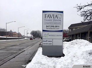 Pylon Signs | Monument Signs | Healthcare | Favia Family Dental, Arlington Heights, IL