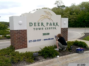 Monument Sign with 3-Dimensional Acrylic Letters | Retail | Deer Park Town Center, Deer Park, IL