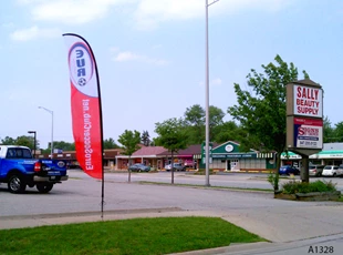 Feather Banners can rotate 360 Dregree if the right hardware is used | Arlington Heights