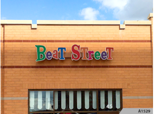 Illuminated Channel Letters | Retail | Arlington Heights | Aluminum