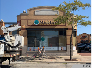 Illuminated Channel Letters | Retail | Arlington Heights | Aluminum