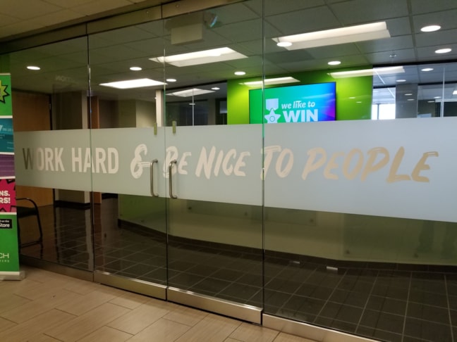 Indoor Vinyl Lettering & Graphics