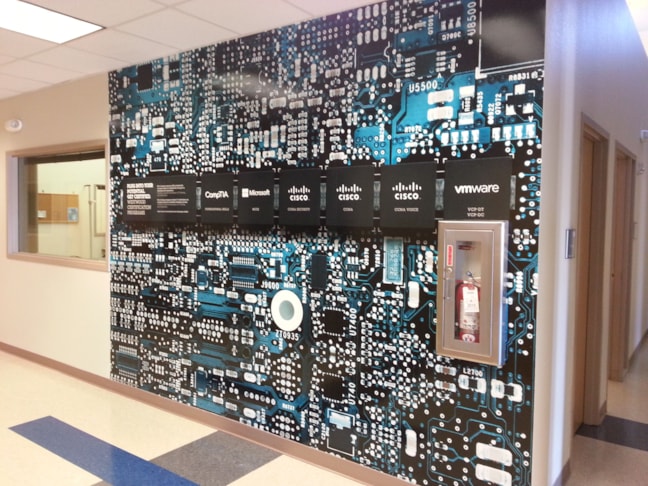 Vinyl Graphics & Lettering in [city]