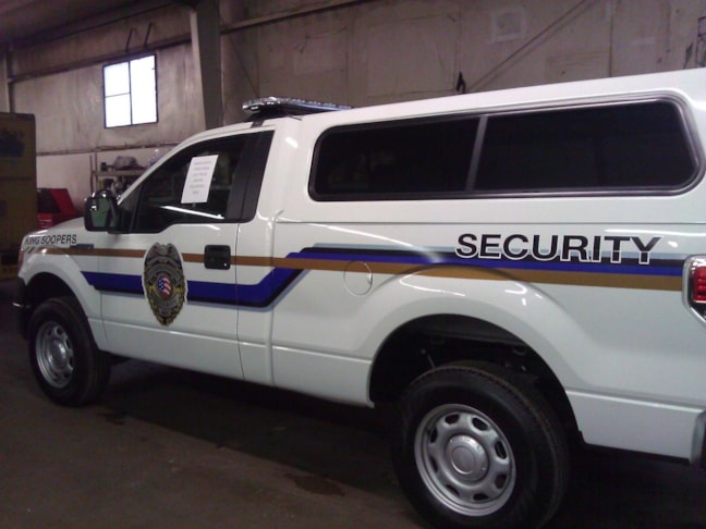 Custom Vehicle Lettering & Graphics