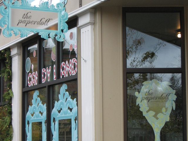 The Paperdoll Window graphics