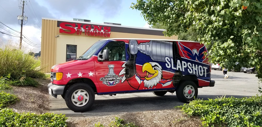 Custom Van Graphics for a local Hockey Team