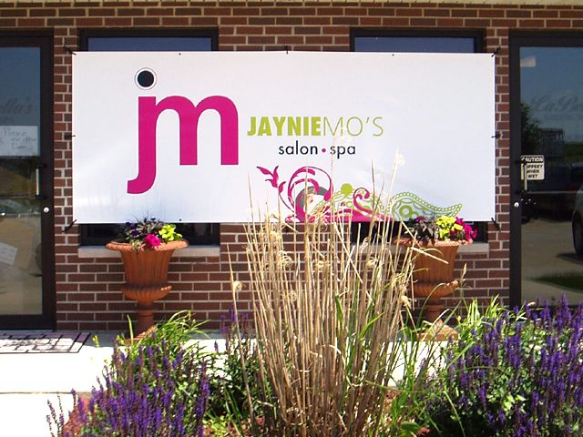 Outdoor Vinyl Storefront Banner