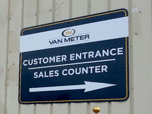 Exterior Directional