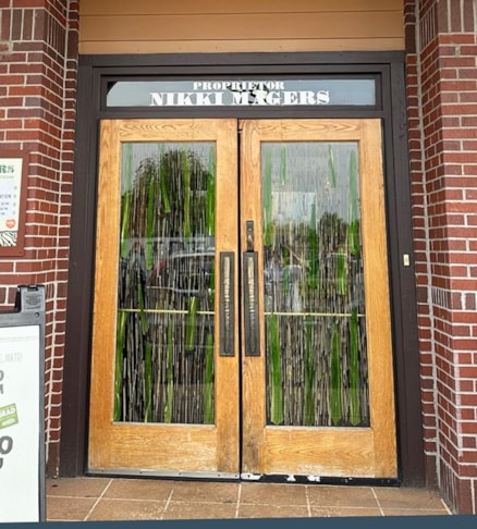 Window Graphics, Proprietor Signage for Restaurant