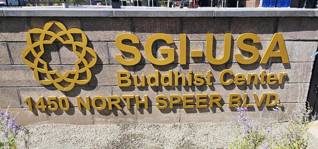 3D Signs & Dimensional Letters