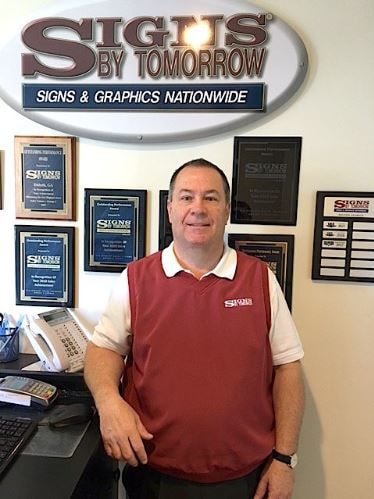 Signs By Tomorrow-Duluth receives awards for high sales growth