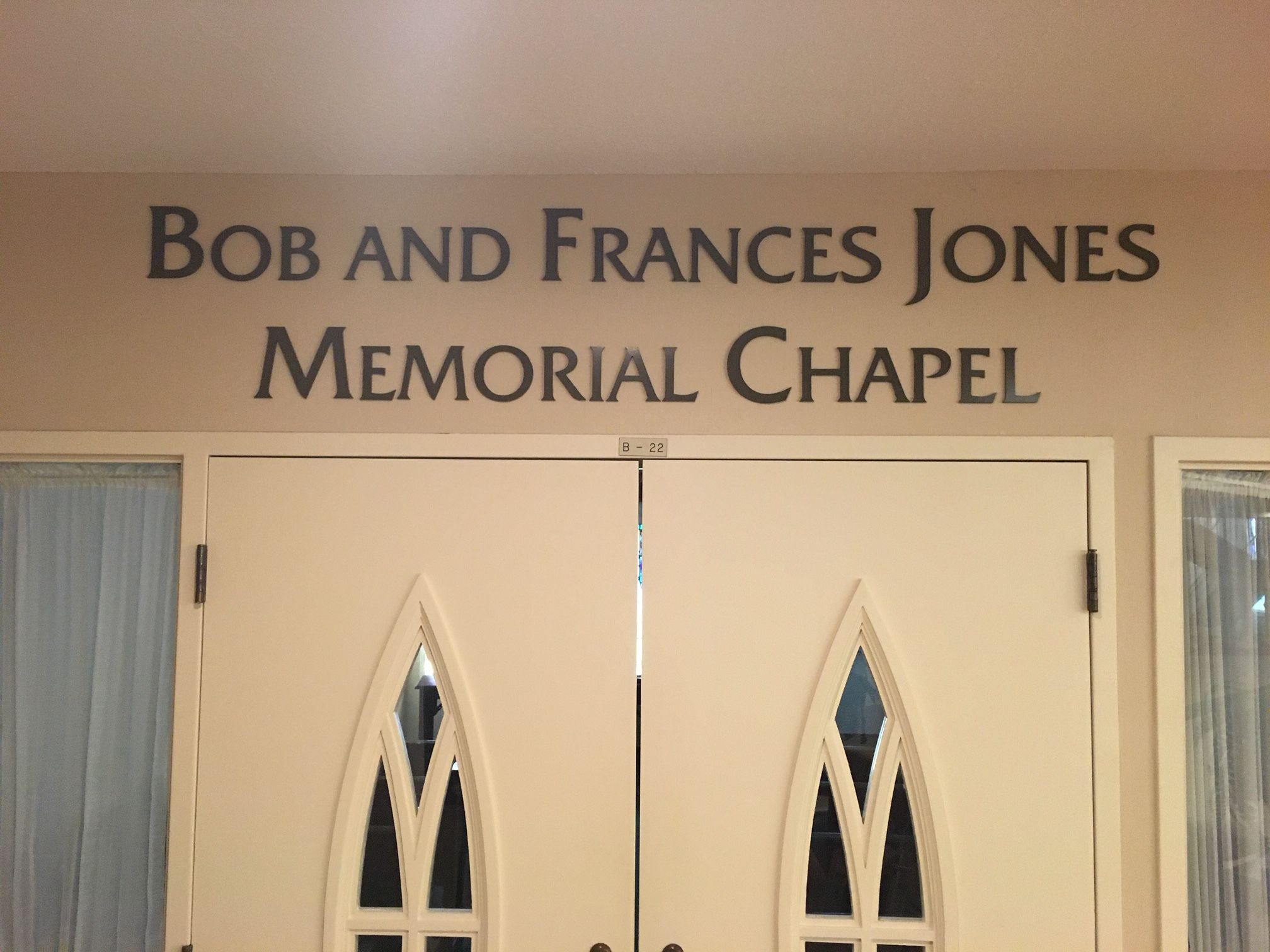 Momorial Chapel Indoor Dimensional Letting