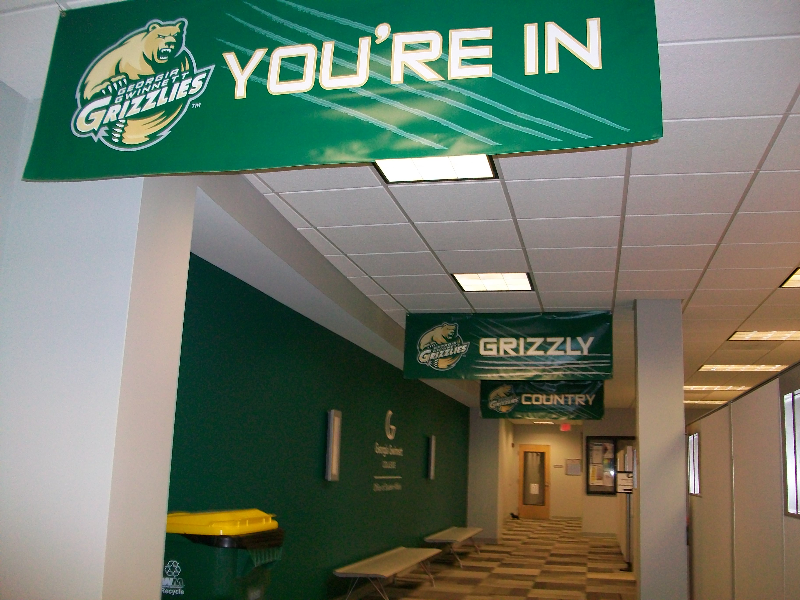 Indoor Repeated Banners