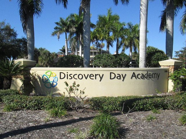 flat cut acrylic letters & logo