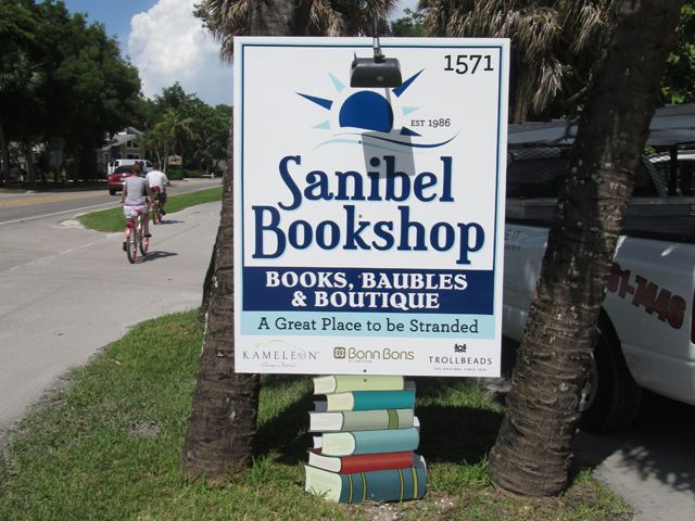 custom shape post & panel