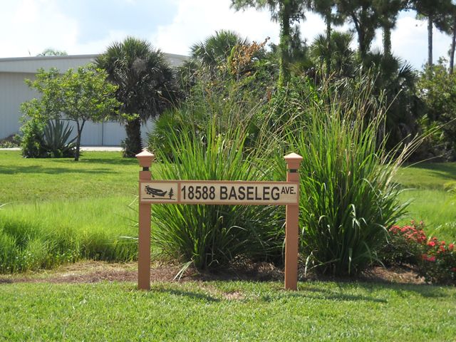 community address sign