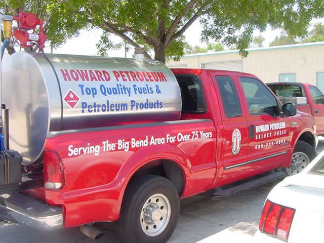 truck & tank lettering